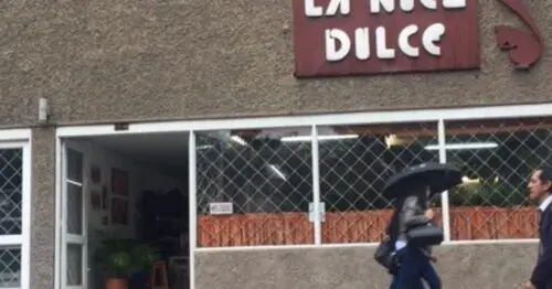 LA NUEZ DULCE LA NUEZ DULCE